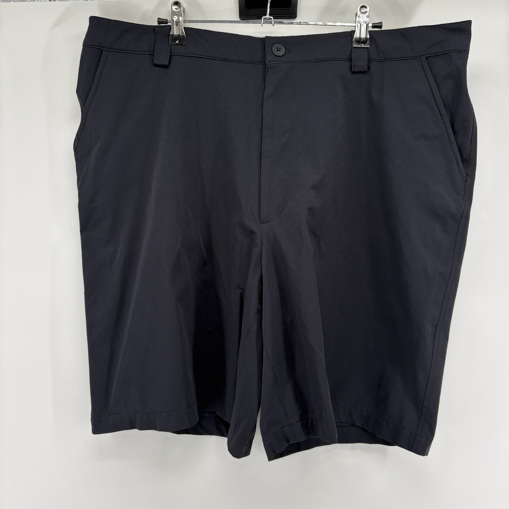 Under Armour Golf Shorts Mens 40R Black Performance Flat Front Athletic Stretch